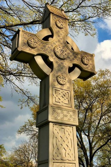 tombstone_celtic_cross