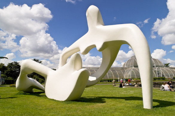 Henry-Moore-sculpture