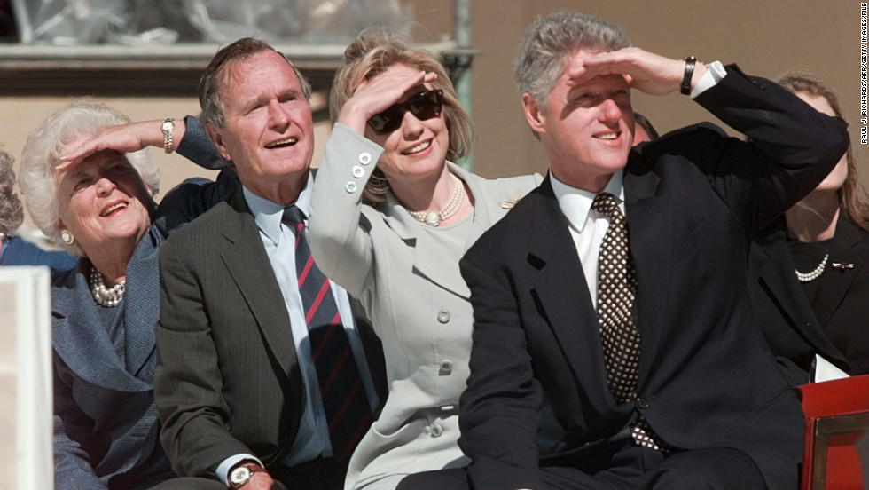George H.W. Bush-Bill Clinton-Hillary-1992 1993 inauguration-good loser-WASP-Donald Trump